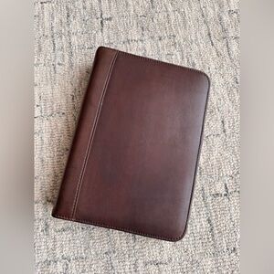Wilson’s Leather vintage planner zipper portfolio